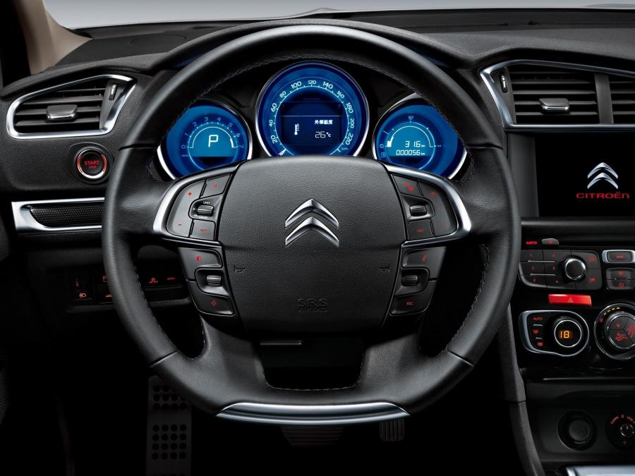  Citroen C4 L 2012 года  (фото 22 из 30)